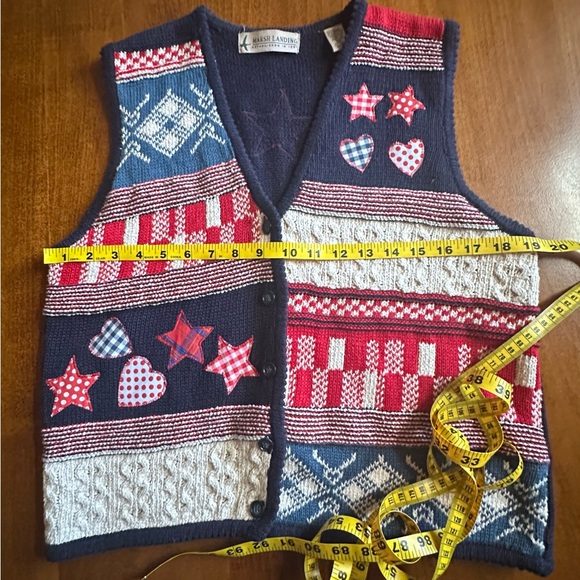 Marsh Landing•button-down sweater vest•size medium•cotton•patchwork/knit/quilt - Picture 6 of 14